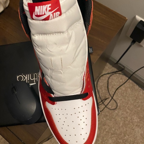 Air Jordan 1 Chicago 2015 - Picture 2 of 6